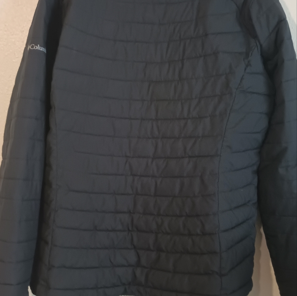 Women's Columbia Jacket - Picture 5 of 6